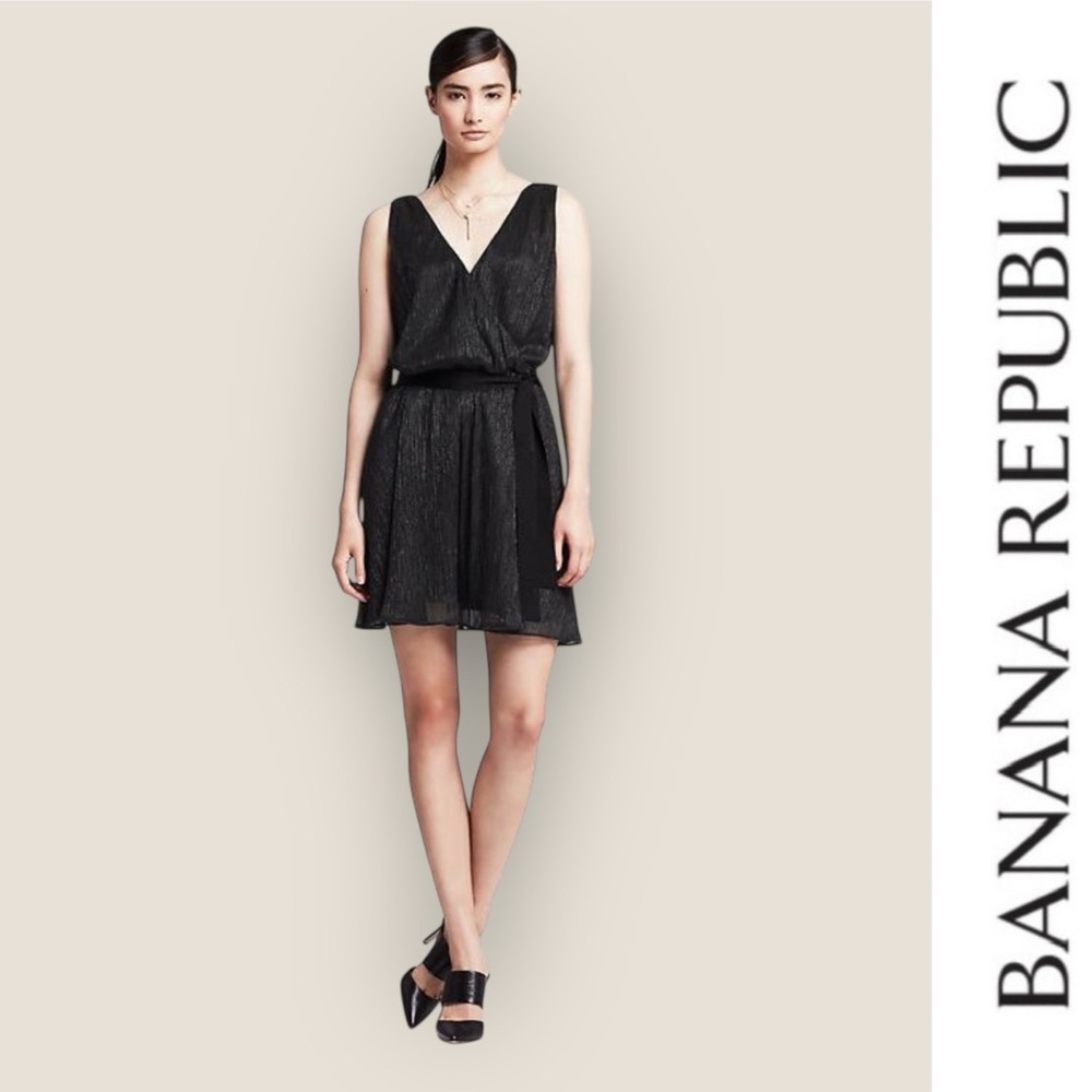 NWT Banana‎ Republic Black Shine Double-Vee Dress, Size 2, MSRP $150